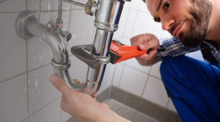 Professional same day plumber services in Tennessee Ridge, TN